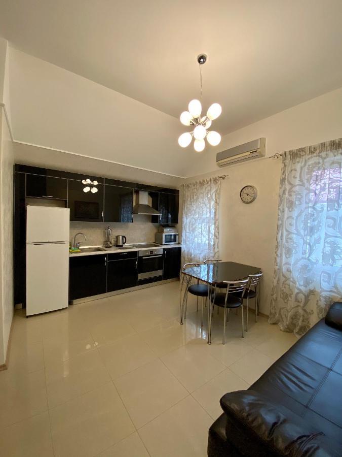 Ferienwohnung Gali Apart Odessa Exterior foto