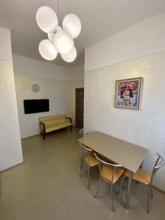 Ferienwohnung Gali Apart Odessa Exterior foto